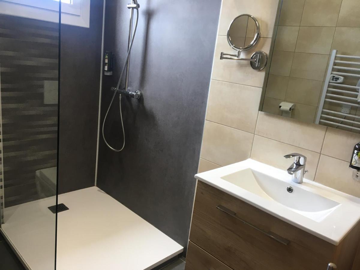 Logis Hotel Restaurant Spa Les Balcons De L'Esperance Limeuil Buitenkant foto