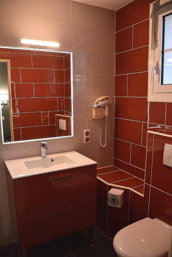 Logis Hotel Restaurant Spa Les Balcons De L'Esperance Limeuil Buitenkant foto